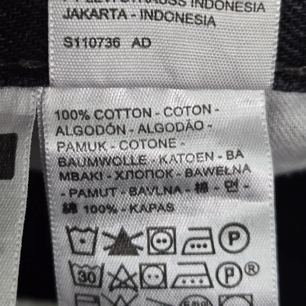 Levis ***stains item
